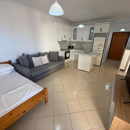 Sea View 1 Bedroom On First Street Apartment *